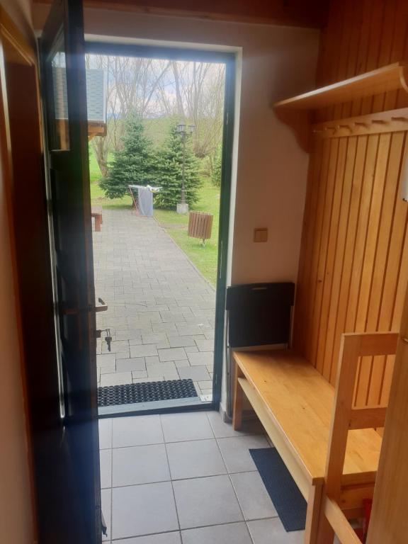 Fotografie z fotogalerie ubytování Holiday Village Tatralandia Bungalov 3-2-2 chatka 431 s 1 spálňou 1 obývačkou a 1 izbou v podkrovi v destinaci Liptovský Mikuláš