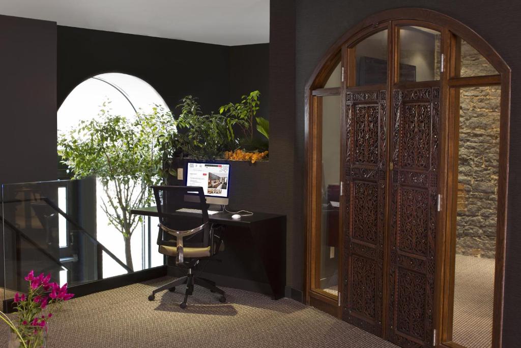 Hotel du Vieux Quebec - Resim 38