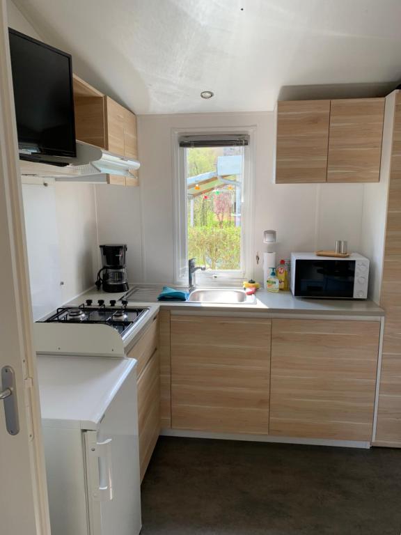 Kuchyň nebo kuchyňský kout v ubytování Chalet Max I