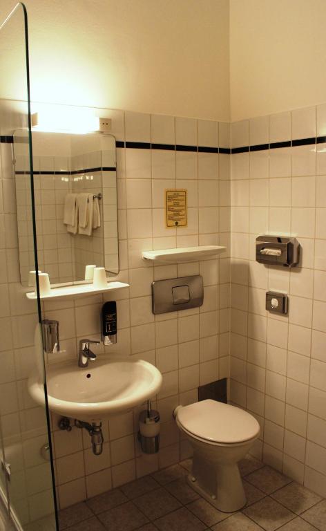 Koupelna v ubytování Hotel Graf Stadion