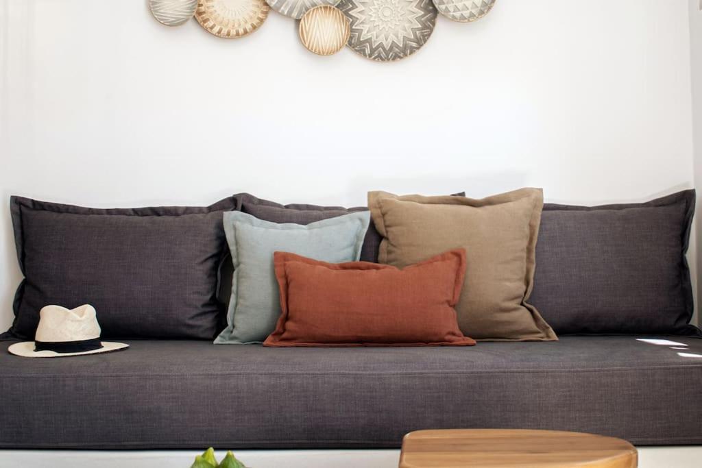 Posedenie v ubytovaní Aurora Apartment (Pera Gialos)