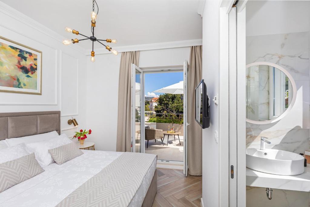 Posteľ alebo postele v izbe v ubytovaní Rooms D&L, FREE Parking on-site