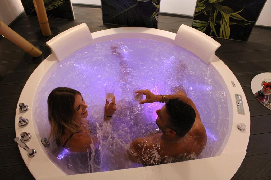 Hosté ubytování HOME 3 Luxury Suite