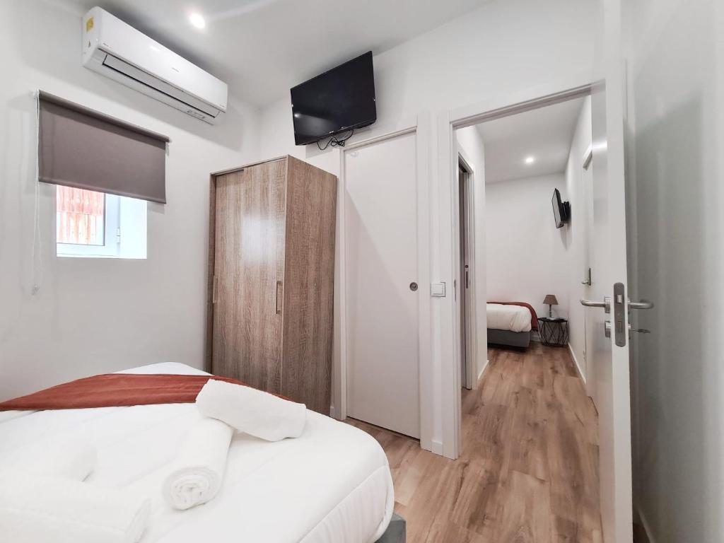 COIMBRA CITY CHARM - 19