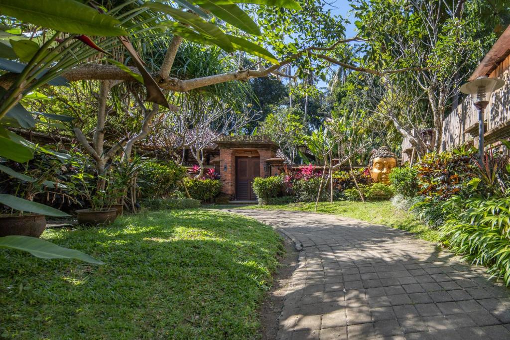 Zahrada ubytování Ubud Raya Villa