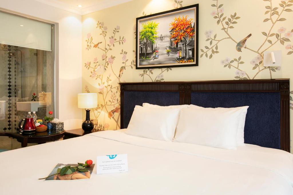 Golden Legend Boutique Hotel - 19