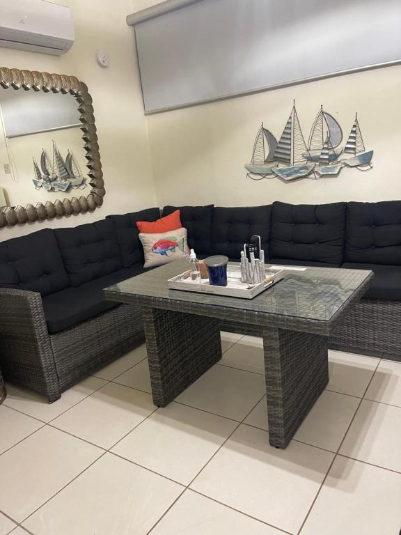 Posezení v ubytování Atlantic Wave Villa