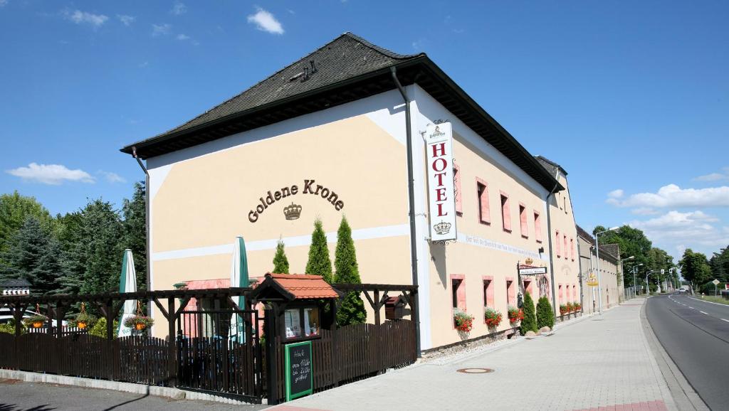 Budova, kde se hotel nachází
