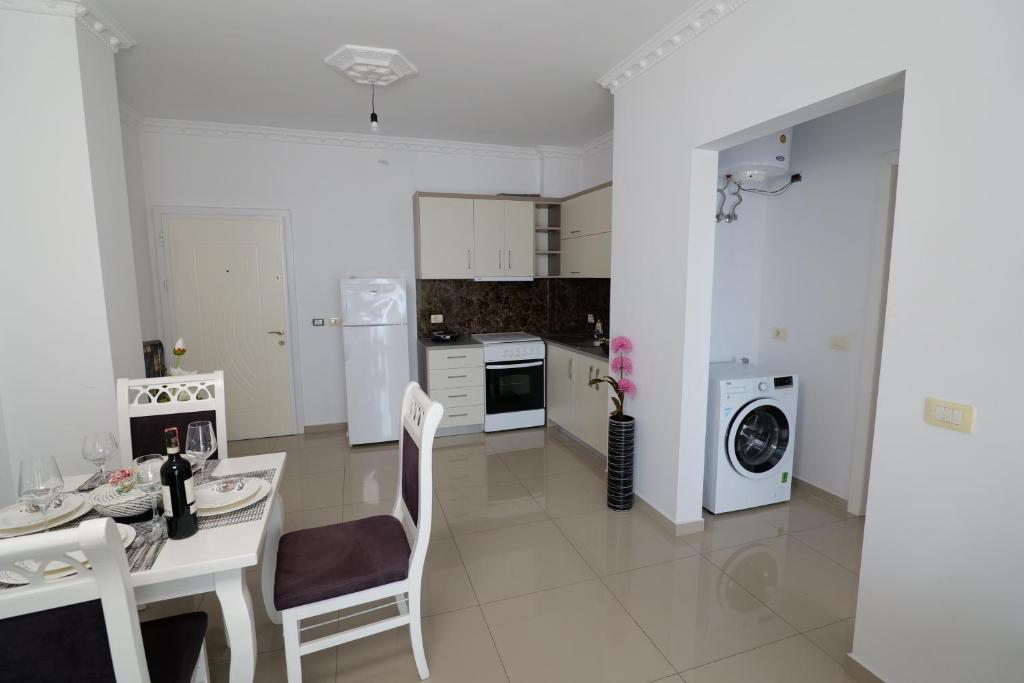 Sion Saranda Apartment 31 , located in the center of the beautiful city Saranda - Image 5