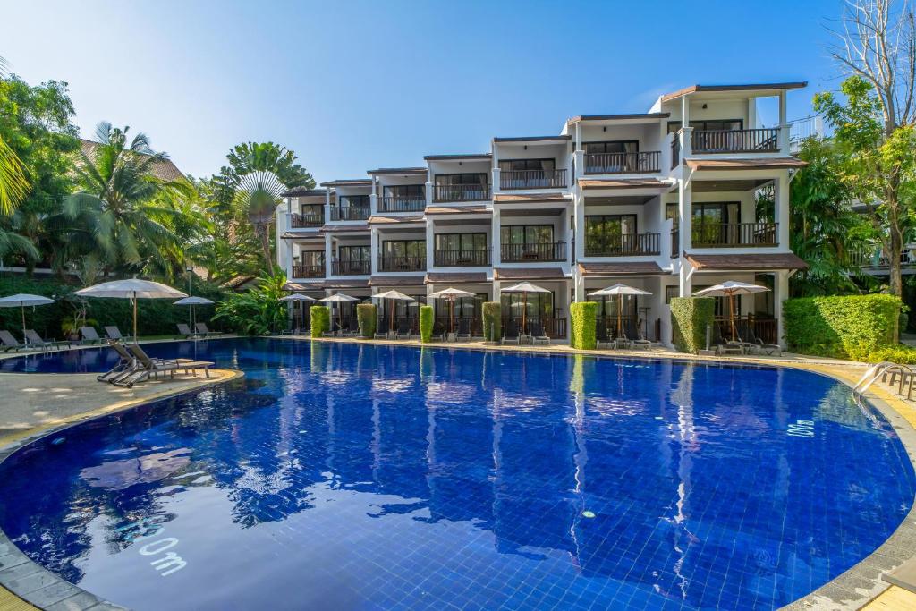Bazén v ubytování Sunwing Kamala Beach nebo v jeho okolí