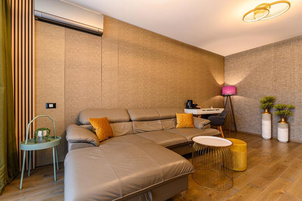 Promenada Studios - Superior Apartment