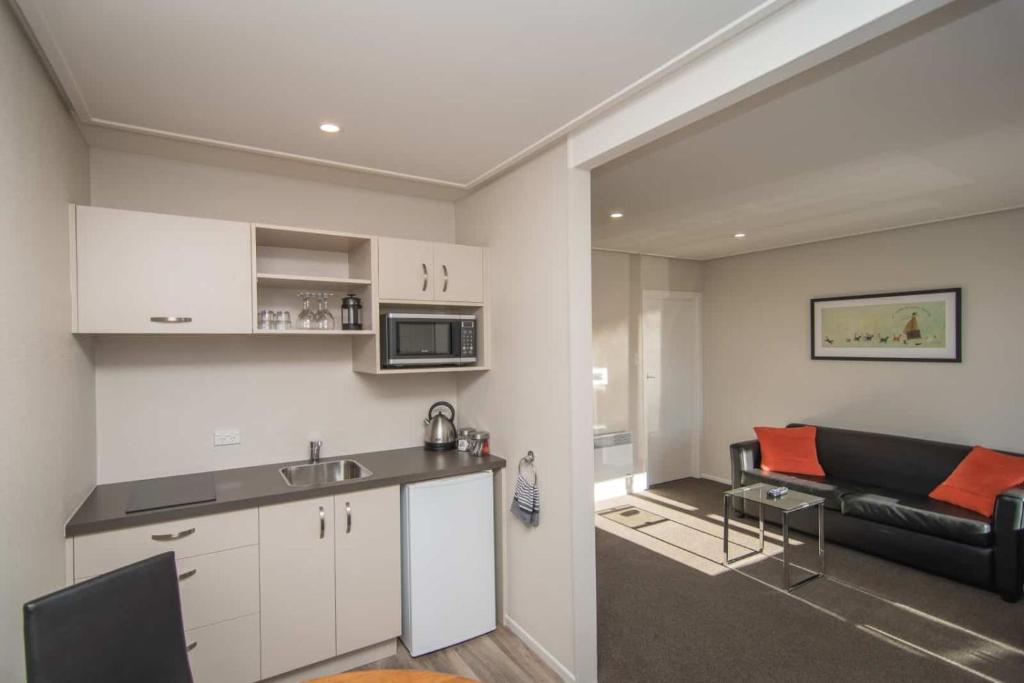 Cedar Lodge Motel - Resim 4