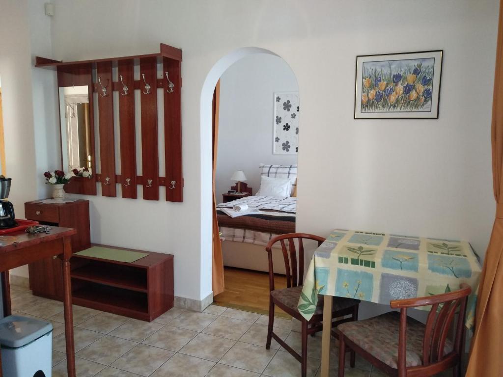 Posteľ alebo postele v izbe v ubytovaní Manor Villa
