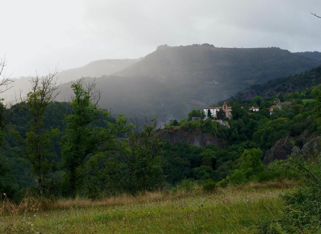 Pretty house en Auvergne - Casa De Una Habitación