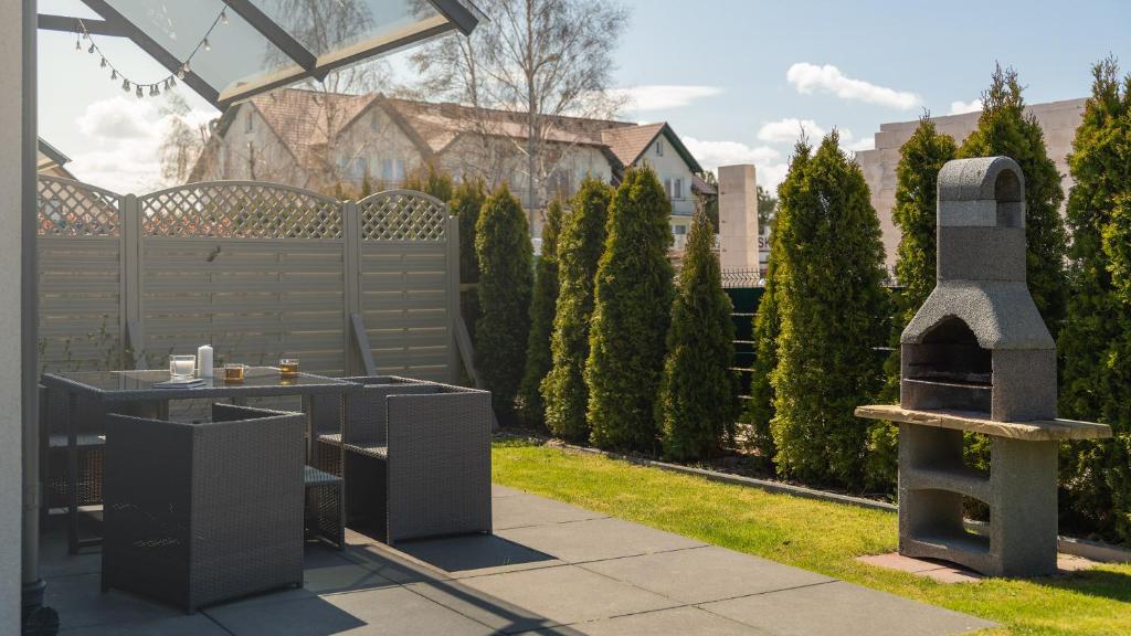 Vonkajšia záhrada v ubytovaní Apartamenty.in Jastrzębia Góra