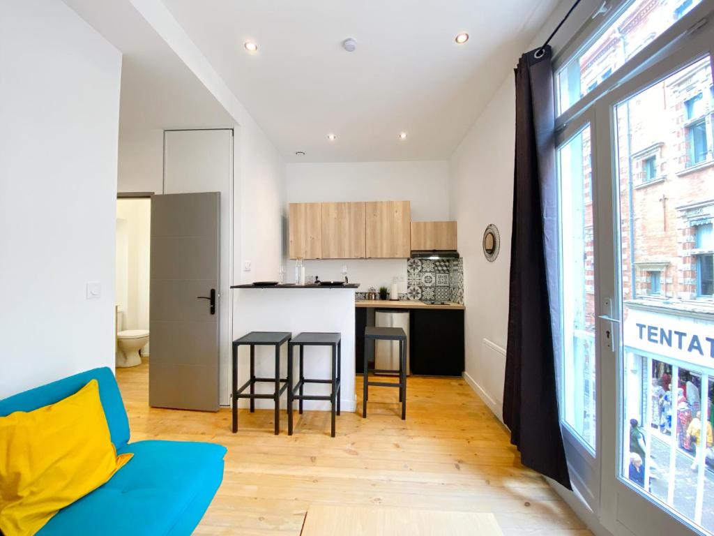Η κουζίνα ή μικρή κουζίνα στο HYPERCENTRE 3 appartement climatisé