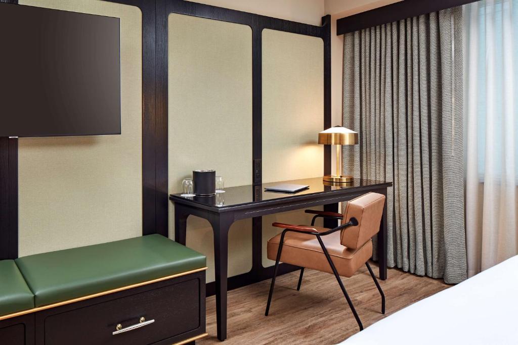 Hyatt Centric Sacramento Downtown photo