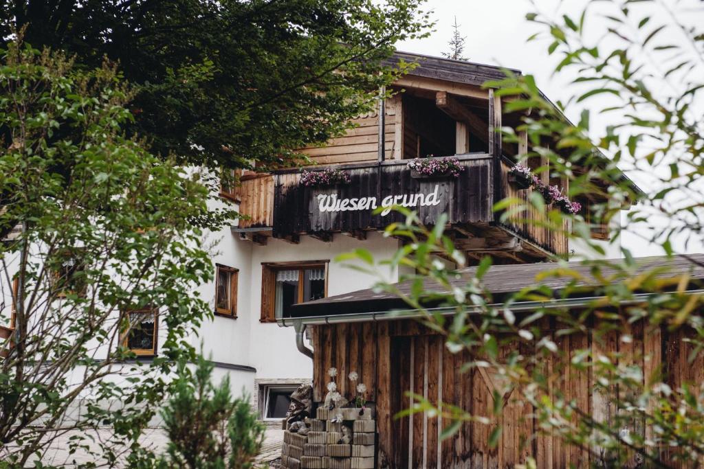 Budova, kde se aparthotel nachází