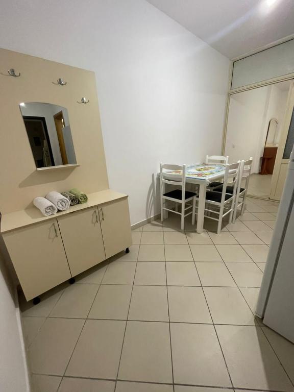 Marina Apartment Vlore - Imazhi 9