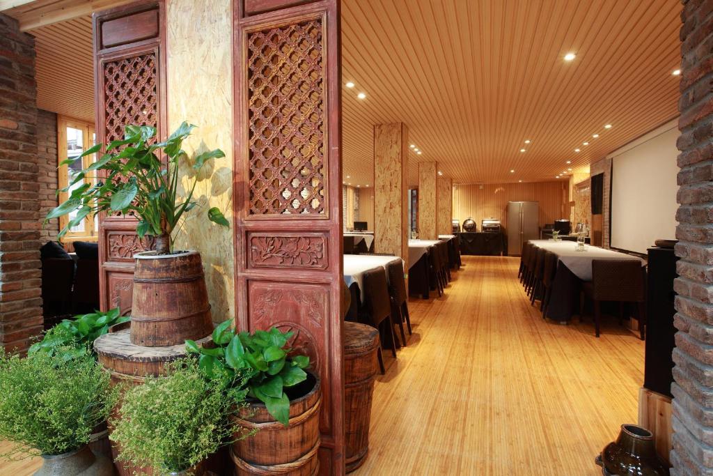 Restaurace v ubytování Tong Sang Art Hotel