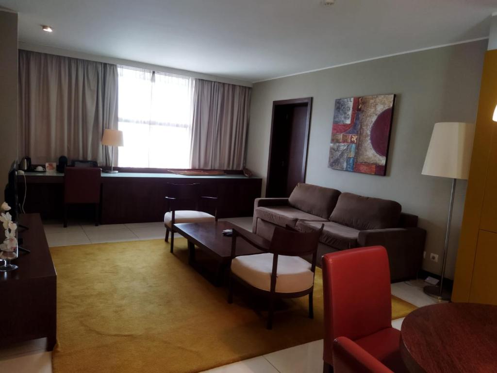 Posezení v ubytování Skyna Hotel Luanda