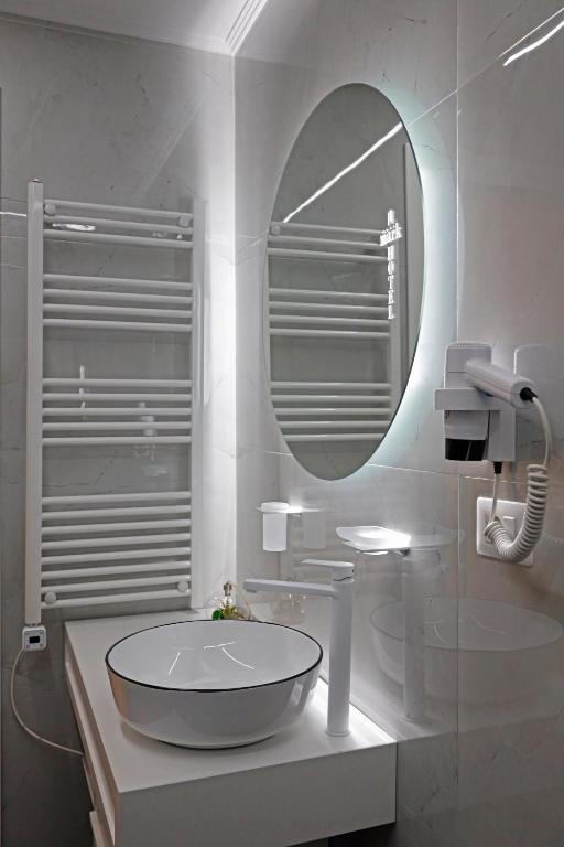 Mark Hotel Tirana - Image 3
