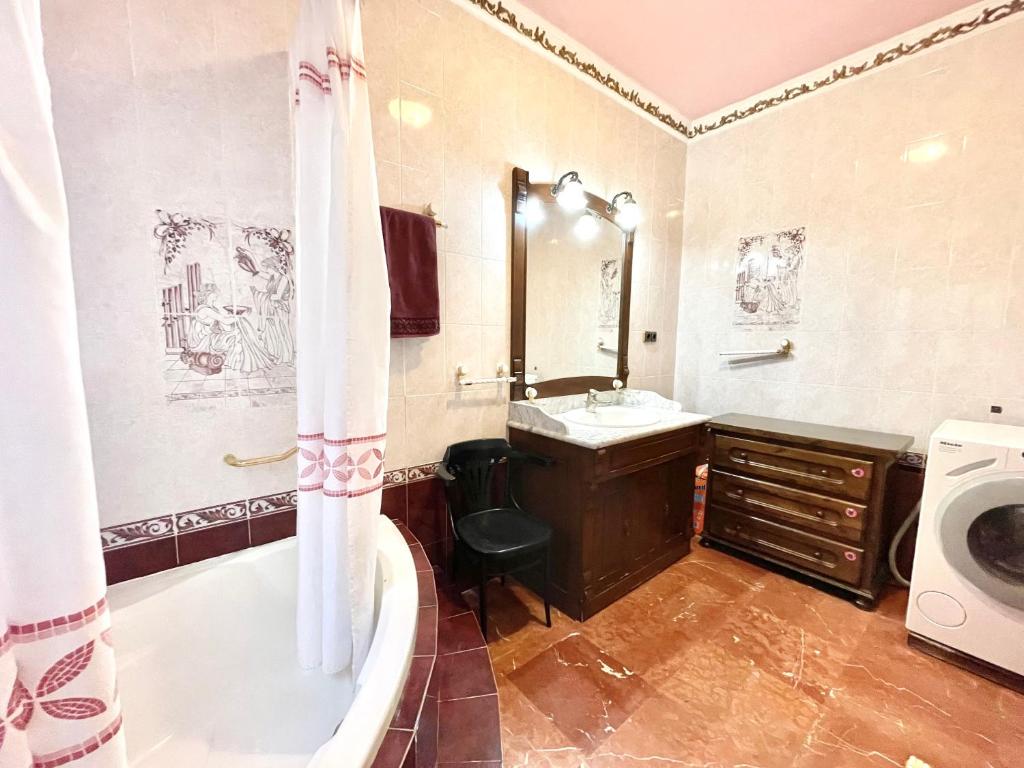 Kúpeľňa v ubytovaní Villa del Arte La Nucia