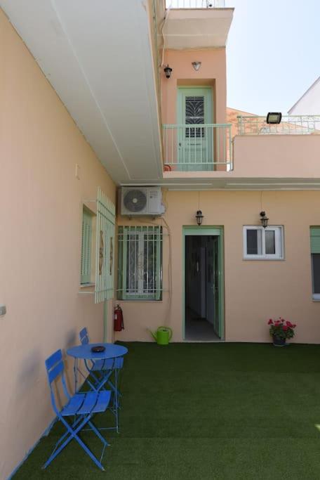Budynek, w którym mieści się apartament