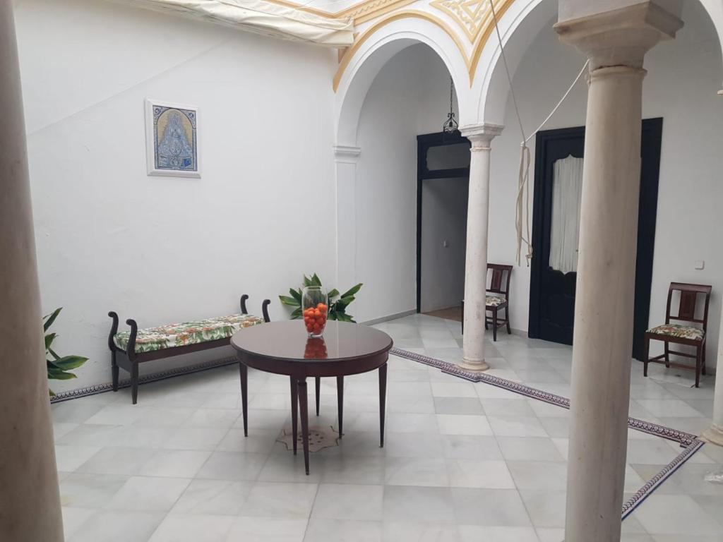 Casa S. XIX en pleno centro de Carmona, Carmona – Updated ...