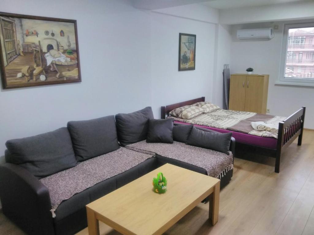 JANA apartment, Ohrid, North Macedonia - Booking.com