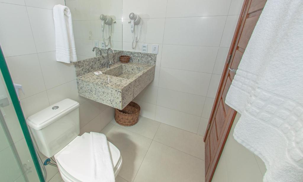 Koupelna v ubytování Orquídeas Praia Hotel