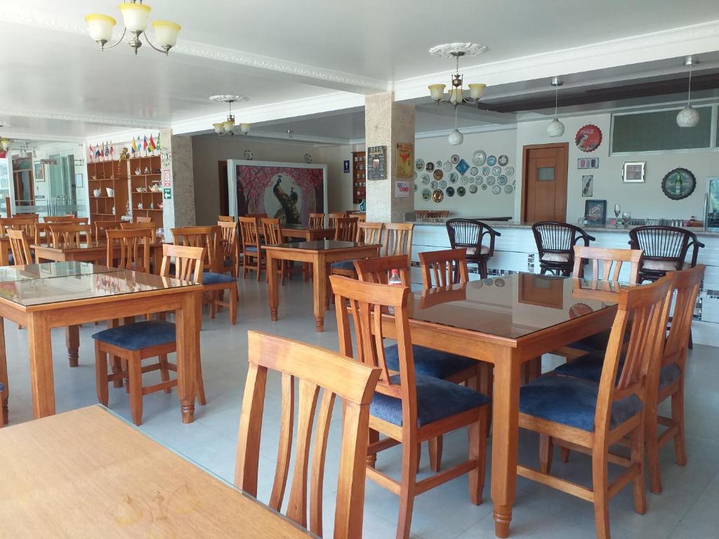 Restaurace v ubytování Hostal Resto - Bar "EL PEÑÓN"