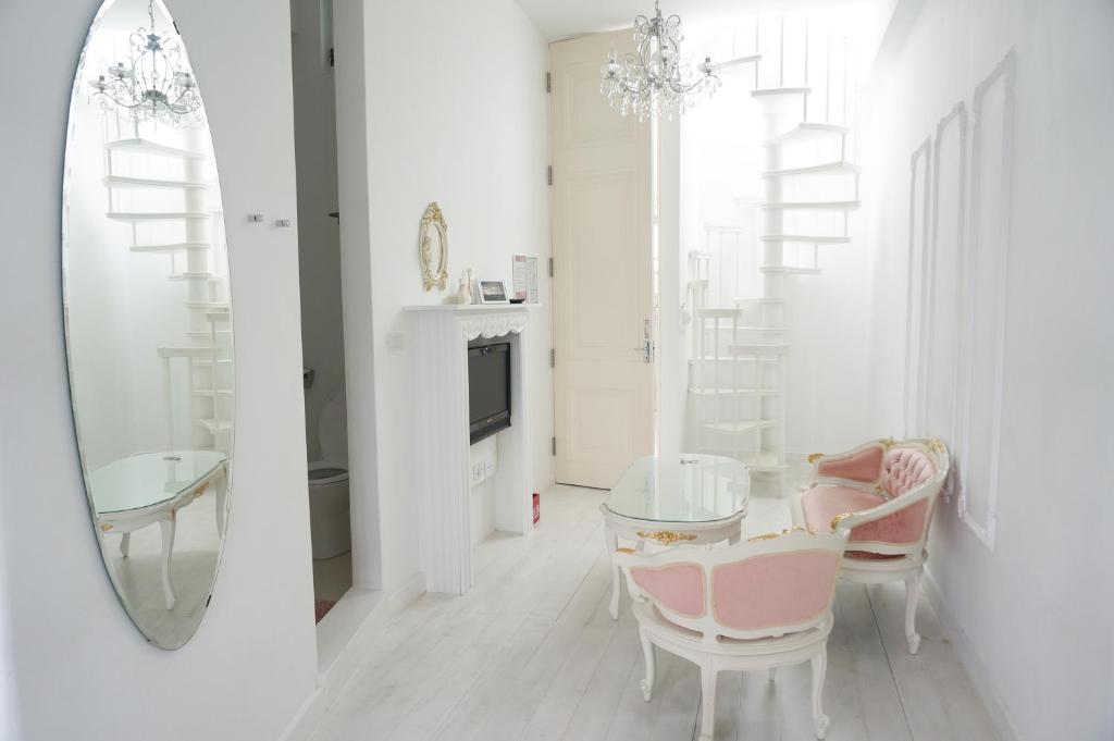 Gallery image of Milk White Homestay in Hengchun South Gate