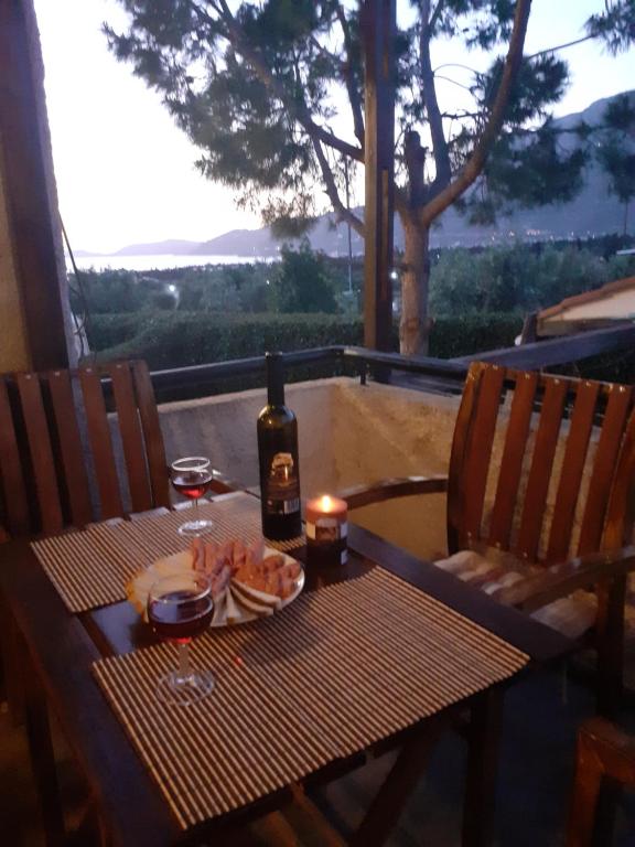 Zdjęcie z galerii obiektu Loutraki Hills w mieście Lutraki