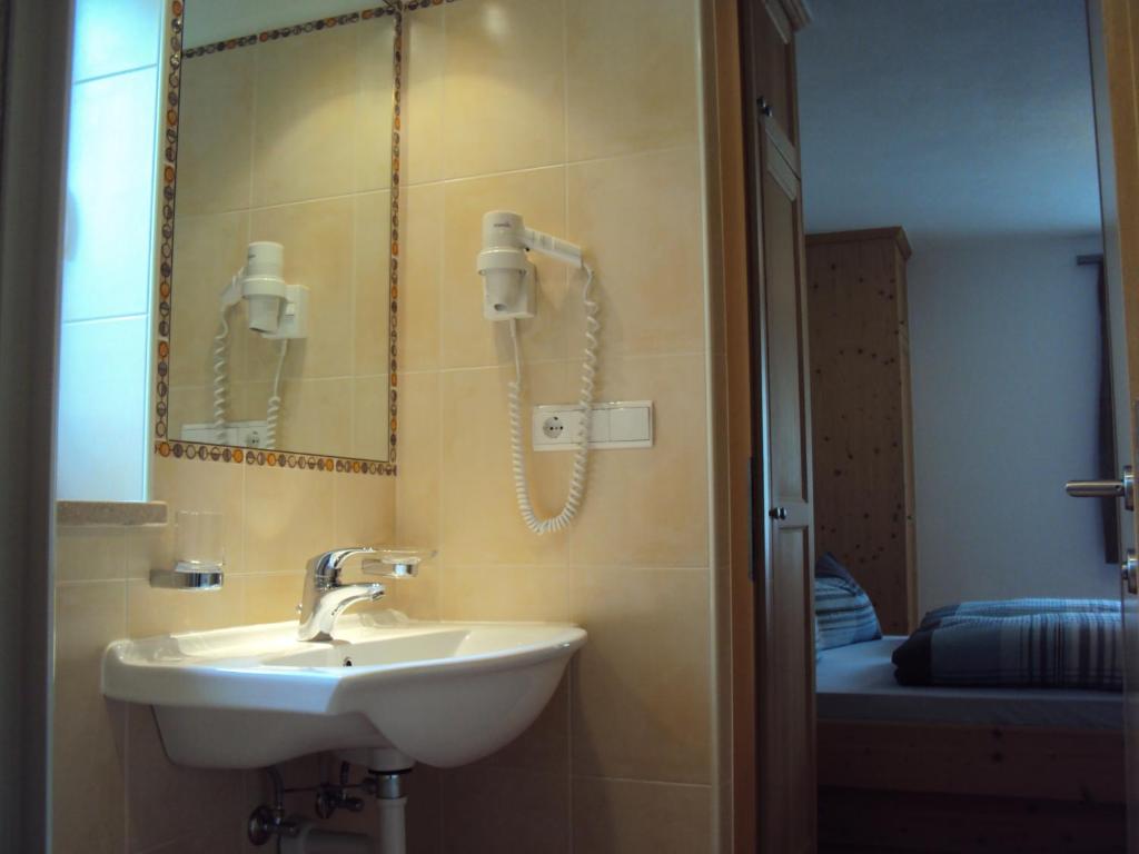 Kúpeľňa v ubytovaní Haus Fliri