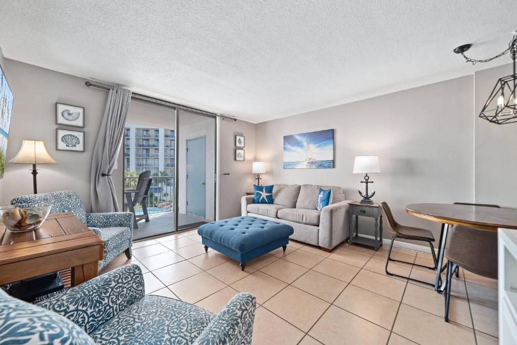 Gulf Shores Surf and Racquet 303B - Holiday Home