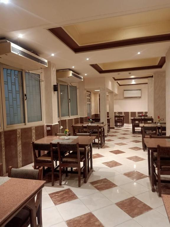 Restaurace v ubytování Eiffel Hotel Hurghada