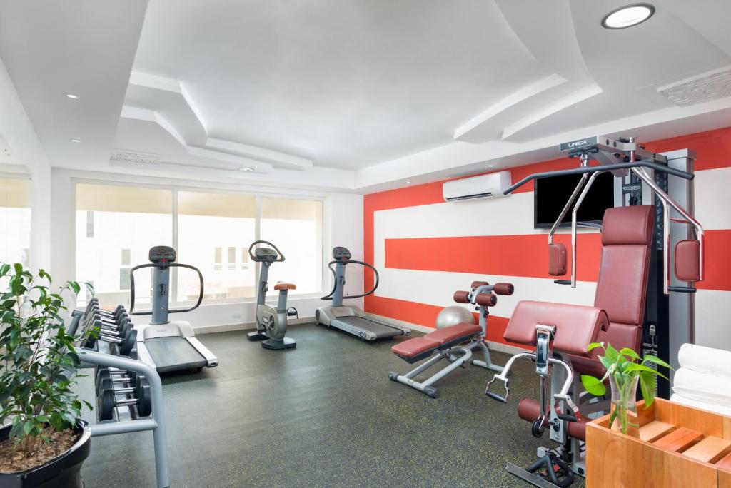 Fitness centrum a/nebo fitness zařízení v ubytování Centara Life Muscat Dunes Hotel