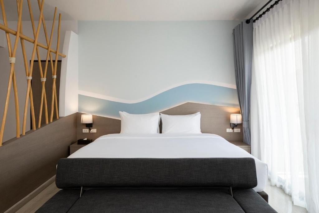 Centara Life Cha-Am Beach Resort Hua Hin - 中央套房特大号床间