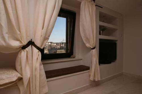 Imagen de la galería de Apartments Filip & Viktoria in the center of Trogir, en Trogir