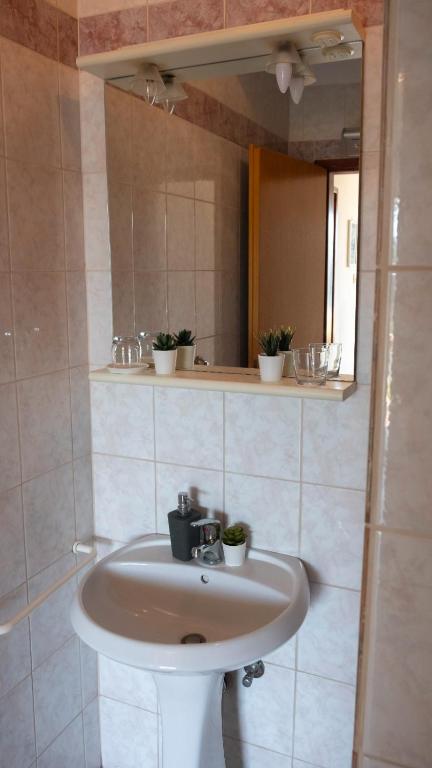 Fotografia z galérie ubytovania Apartment with beautiful sea view v destinácii Rabac