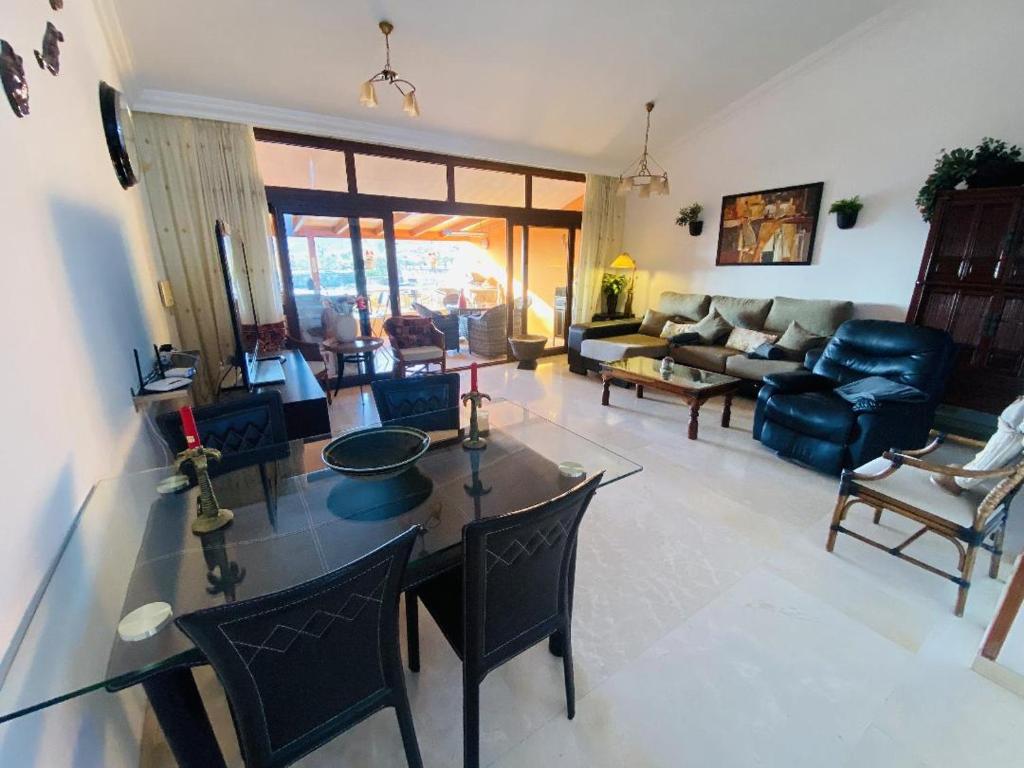 Posedenie v ubytovaní Fantastic Anfi Tauro Duplex with ocean view