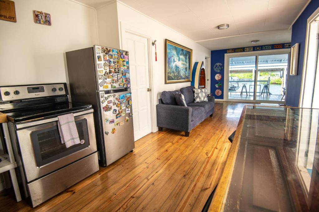 Kuchyň nebo kuchyňský kout v ubytování Moon Apartments