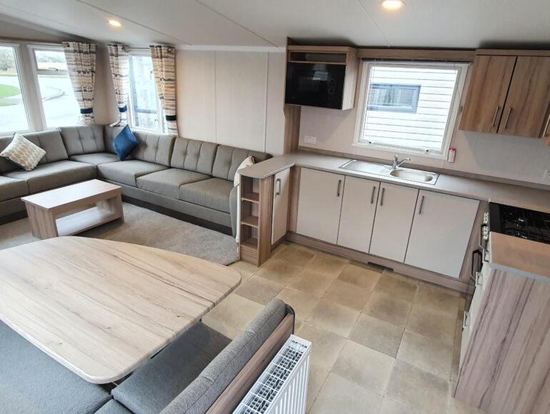 Caravan on Fantastic site - 