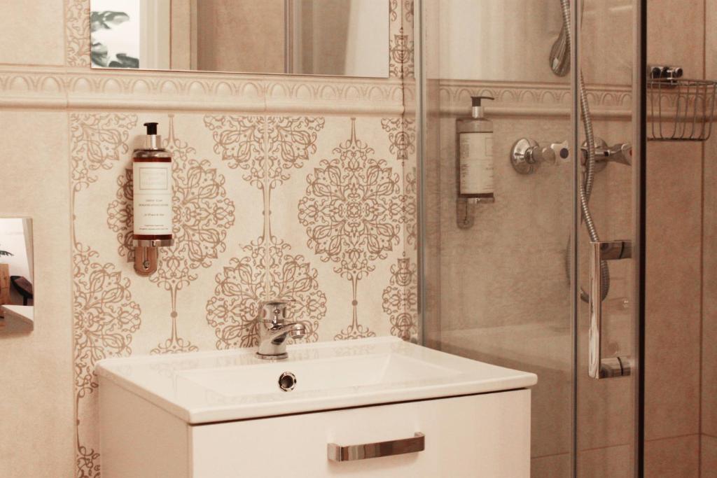 Kúpeľňa v ubytovaní Cosy & Perfect Located Apartment