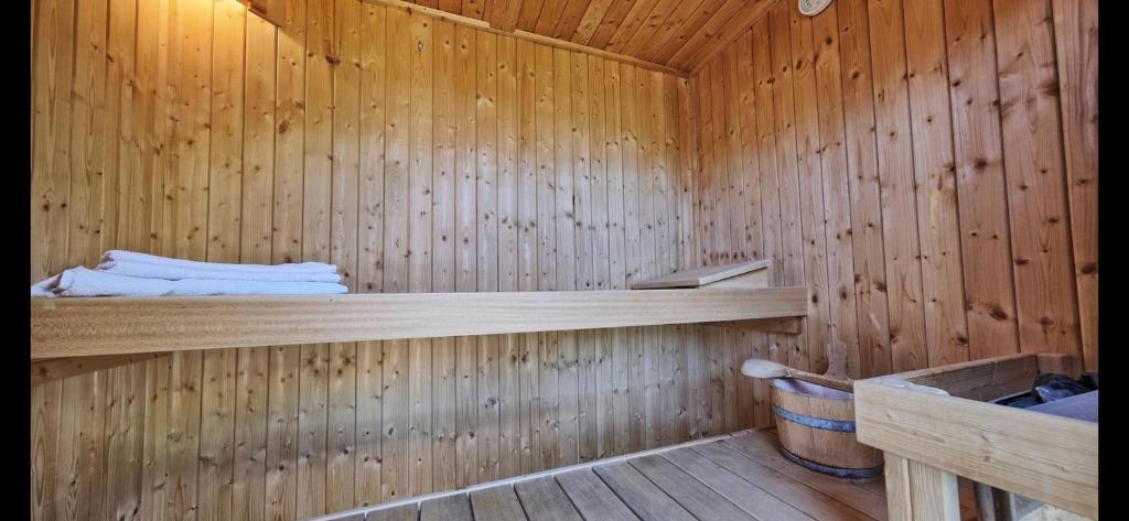 Fotografie z fotogalerie ubytování Woodside Lodge v destinaci Thurstaston
