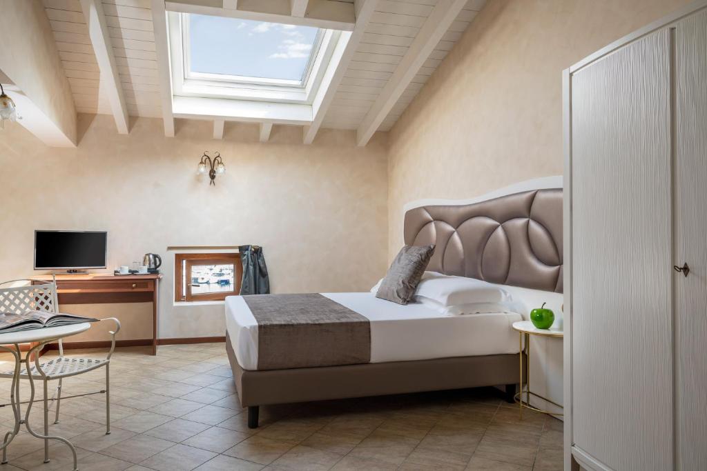 TV a/nebo společenská místnost v ubytování Hotel Mayer & Splendid - Wellness e Spa
