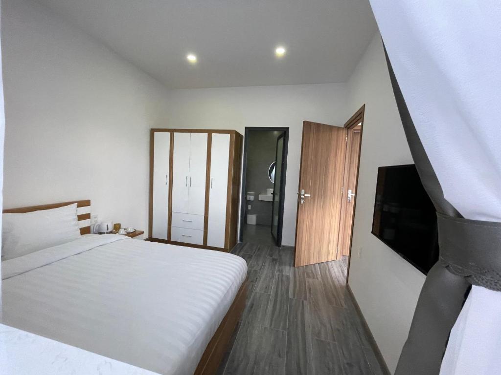 ALOHA HOMESTAY (5bedrooms + 1 Kitchen+ 1 Terrace )