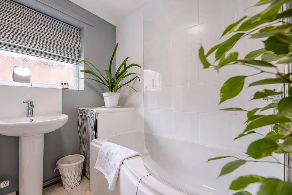 Coachman's Cottage, Wrentham 3