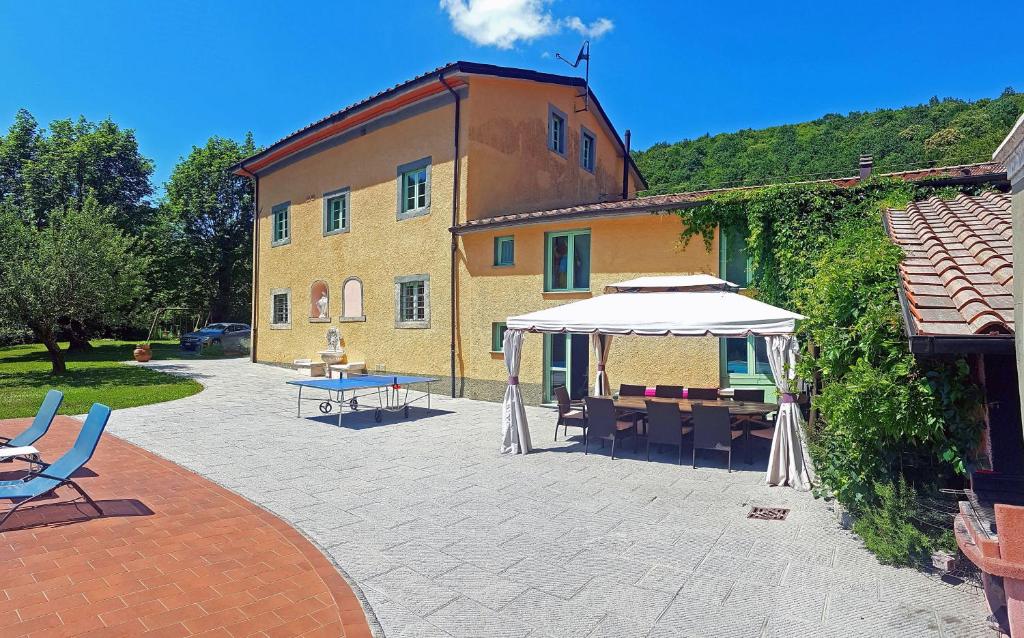 Budova, v ktorej sa vila nachádza